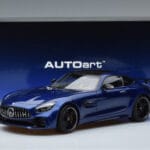 Mercedes AMG GT R C190 Bleu Brillant AUTOart 1:18 76334 Métal Moulé - image 7 of 7