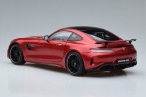 Mercedes AMG GT R C190 Rouge Cardinal AUTOart 1:18 76331 Métal Moulé — image 6 sur 7