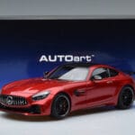 Mercedes AMG GT R C190 Rouge Cardinal AUTOart 1:18 76331 Métal Moulé - image 7 of 7