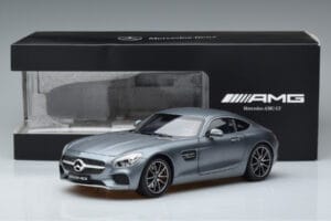 Mercedes AMG GT S Selenite Gris Magno Norev 1:18 B66960343 Métal Moulé — image 7 sur 7