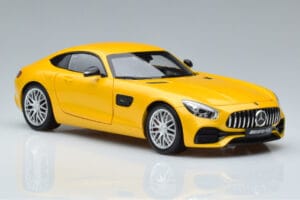 Mercedes AMG GT S Solarbeam Norev 1:18 B66960410 Métal Moulé — image 5 sur 7