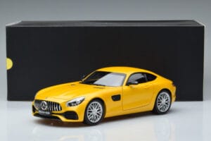 Mercedes AMG GT S Solarbeam Norev 1:18 B66960410 Métal Moulé — image 7 sur 7
