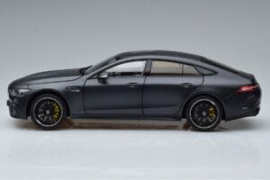 Mercedes AMG GT63 S X290 Dealer Edition Norev 1:18 B66960460 Métal Moulé — image 4 sur 7