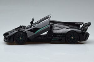 Mercedes AMG One Noir NZG 1:18 B66961042 Métal Moulé — image 5 sur 9