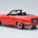 Mercedes AMG SL500 R107 Rouge Otto 1:18 - image 5 of 6