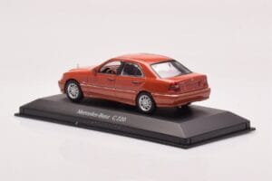 Mercedes C-Class W202 C220 Orange Métallique Dealer Edition Minichamps 1:43 B66005747 Métal Moulé — image 3 sur 4