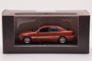 Mercedes C-Class W202 C220 Orange Métallique Dealer Edition Minichamps 1:43 B66005747 Métal Moulé — image 4 sur 4