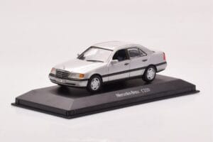 Mercedes C-Class W202 C220 Argent Minichamps 1:43 B66005705-M1 Métal Moulé — image 2 sur 4