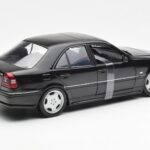 Mercedes C-Class W202 C36 AMG Noir Métallique UT Models 1:18 - image 2 of 6