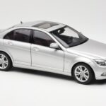Mercedes C-Class W204 Avantgarde Argent AUTOart 1:18 B66962368 - image 6 of 8