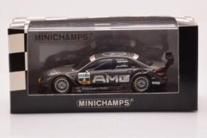 Mercedes C-Class W204 DTM Team AMG Mercedes #4 P. di Resta DTM 2008 Minichamps 1:43 400083804 Métal Moulé — image 4 sur 4