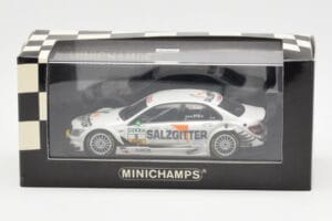 Mercedes C-Class W204 DTM Team AMG Mercedes #5 J. Green DTM 2008 Minichamps 1:43 400083805 Métal Moulé — image 4 sur 4