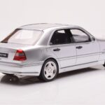 Mercedes C36 AMG W202 Argent Otto 1:18 - image 2 of 6