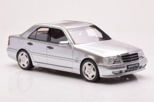 Mercedes C36 AMG W202 Argent Otto 1:18 OT443 Résine — image 4 sur 6