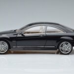 Mercedes CL63 AMG C216 Noir AUTOart 1:18 76169 Métal Moulé - image 3 of 6