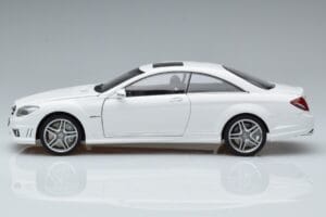 Mercedes CL63 AMG C216 Blanc AUTOart 1:18 76167 Métal Moulé — image 3 sur 6