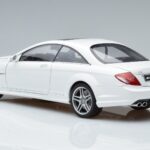 Mercedes CL63 AMG C216 Blanc AUTOart 1:18 76167 Métal Moulé - image 5 of 6