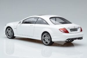 Mercedes CL63 AMG C216 Blanc AUTOart 1:18 76167 Métal Moulé — image 5 sur 6