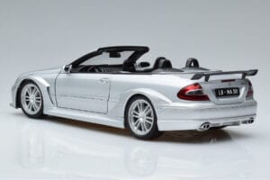 Mercedes CLK DTM AMG W209 Cabriolet Argent Kyosho 1:18 B66962272 Métal Moulé — image 7 sur 8