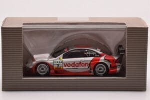 Mercedes CLK-DTM #3 B. Schneider Vodafone DTM 2003 Minichamps 1:43 B66961982 Métal Moulé — image 4 sur 4