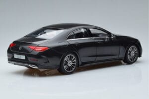 Mercedes CLS Coupé C257 Norev 1:18 B66960546 Métal Moulé — image 3 sur 7