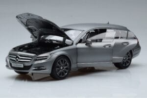 Mercedes CLS Shooting Brake X218 Alanite Gris Norev 1:18 B66960117 Métal Moulé — image 2 sur 7