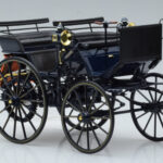Mercedes Daimler Motorkutsche Bleu Foncé Norev 1:18 - image 4 of 6