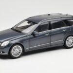 Mercedes E-Class S212 T-Model Tenorit Gris Métallisé Minichamps 1:18 B66962447