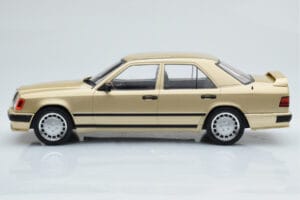 Mercedes E-Class W124 Tuning Beige MCG 1:18 MCG18342 Métal Moulé — image 3 sur 6