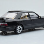 Mercedes E-Class W124 Tuning Noir MCG 1:18 - image 2 of 6