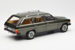 Mercedes 230T W123 T-Model Vert Métallisé Norev 1:18 183730 Métal Moulé — image 3 sur 8