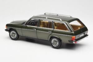Mercedes 230T W123 T-Model Vert Métallisé Norev 1:18 183730 Métal Moulé — image 7 sur 8