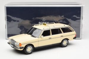 Mercedes 230T W123 T-Model Taxi Norev 1:18 183731 Métal Moulé — image 8 sur 8