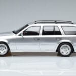 Mercedes E36 AMG S124 Argent Otto 1:18 OT889 Résine - image 3 of 6
