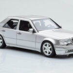 Mercedes E500 W124 Argent Otto 1:18 - image 4 of 6