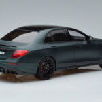 Mercedes E63 AMG Brabus 800 W213 Vert GT Spirit 1:18 - image 2 of 6