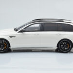 Mercedes AMG E63 S S213 T-Model Blanc GT Spirit 1:18 - image 3 of 6