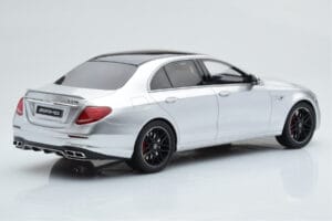 Mercedes AMG E63 S W213 Argent GT Spirit 1:18 GT230 Résine — image 2 sur 6