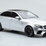 Mercedes AMG E63 S W213 Argent GT Spirit 1:18 - image 4 of 6