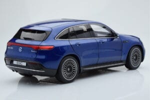 Mercedes EQC 400 Brilliant Bleu NZG 1:18 B66963757 Métal Moulé — image 3 sur 8