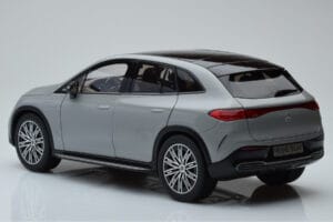 Mercedes EQE SUV X294 AMG Line Alpine Gris NZG 1:18 B66960837 Métal Moulé — image 7 sur 8