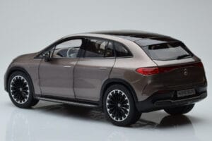Mercedes EQE SUV X294 AMG Line Velvet Marron NZG 1:18 B66960836 Métal Moulé — image 7 sur 8