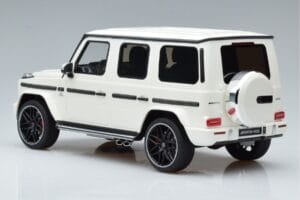 Mercedes AMG G63 W463 Blanc GT Spirit 1:18 KJ038 Métal Moulé — image 5 sur 6