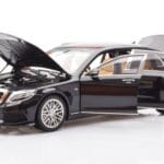 Mercedes Maybach S-Class W222 Brabus 900 Obsidian Noir Almost Real 1:18 - image 2 of 8