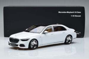 Mercedes Maybach S600 W222 V12 Biturbo Diamond Blanc Almost Real 1:18 820116 Métal Moulé — image 11 sur 11