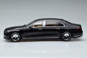 Mercedes Maybach S600 W222 V12 Biturbo Obsidian Noir Almost Real 1:18 820115 Métal Moulé — image 5 sur 11