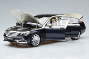 Mercedes Maybach S650 X222 Bleu Argenté Norev 1:18 B66960615 Métal Moulé — image 2 sur 7