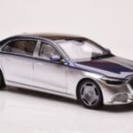 Mercedes Maybach S680 W223 Nautical Bleu Cirrus Argent Almost Real 1:18 - image 6 of 8
