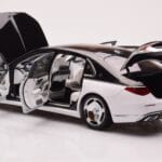 Mercedes Maybach S680 W223 Obsidian Noir Diamond Blanc Almost Real 1:18 - image 4 of 7