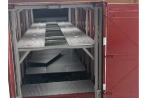 Mercedes O317 Porsche Transporter Rouge CMR 1:18 CMR149 Métal Moulé — image 5 sur 12
